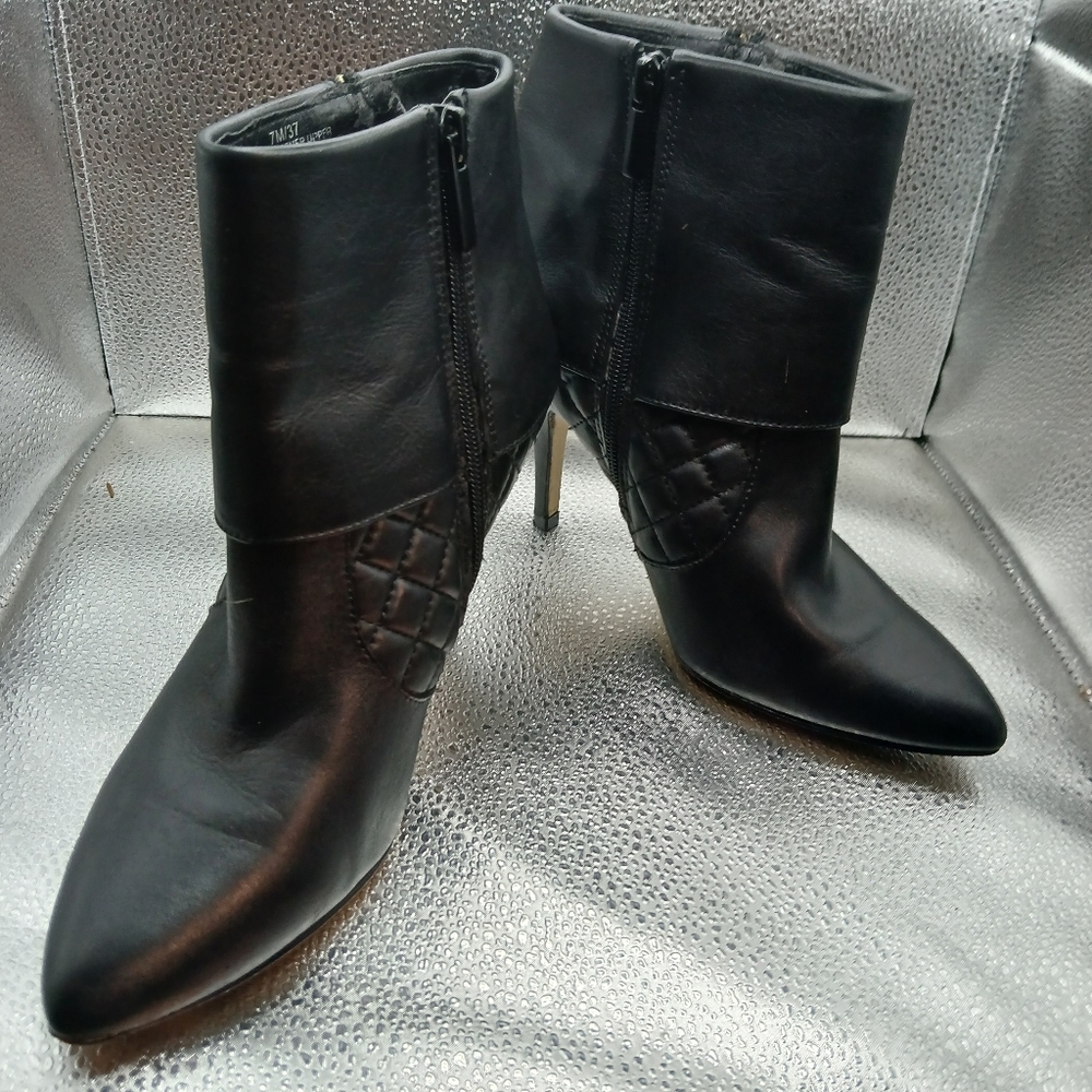 Saks Fifth Avenue Black Heeled Ankle Boots Women's Size 7